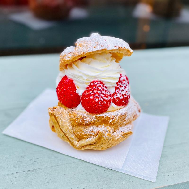 いちごのサクサクパイシュー(ル・クシネ )