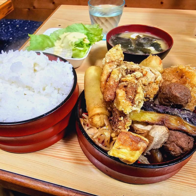 あだち定食(ごはん処 あだち)