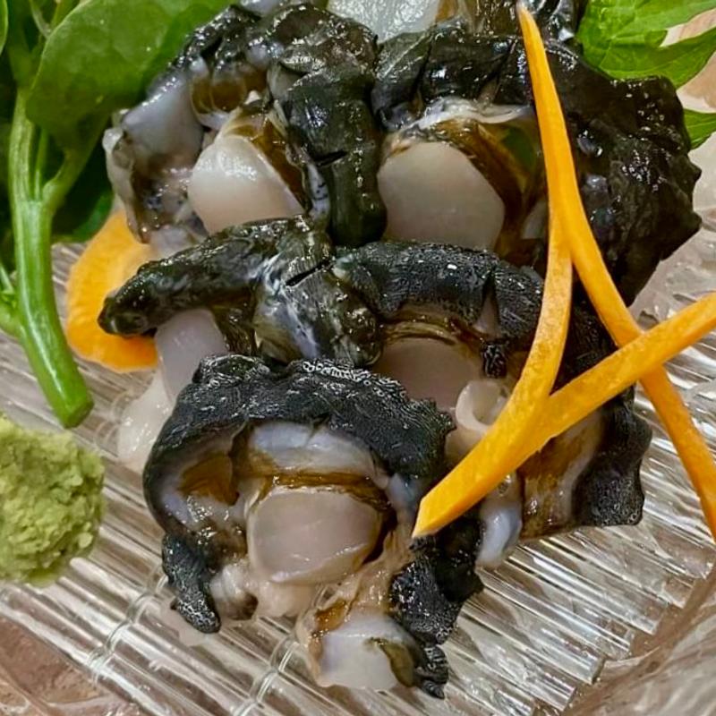 サザエ造り(海風 琉球炭火焼)