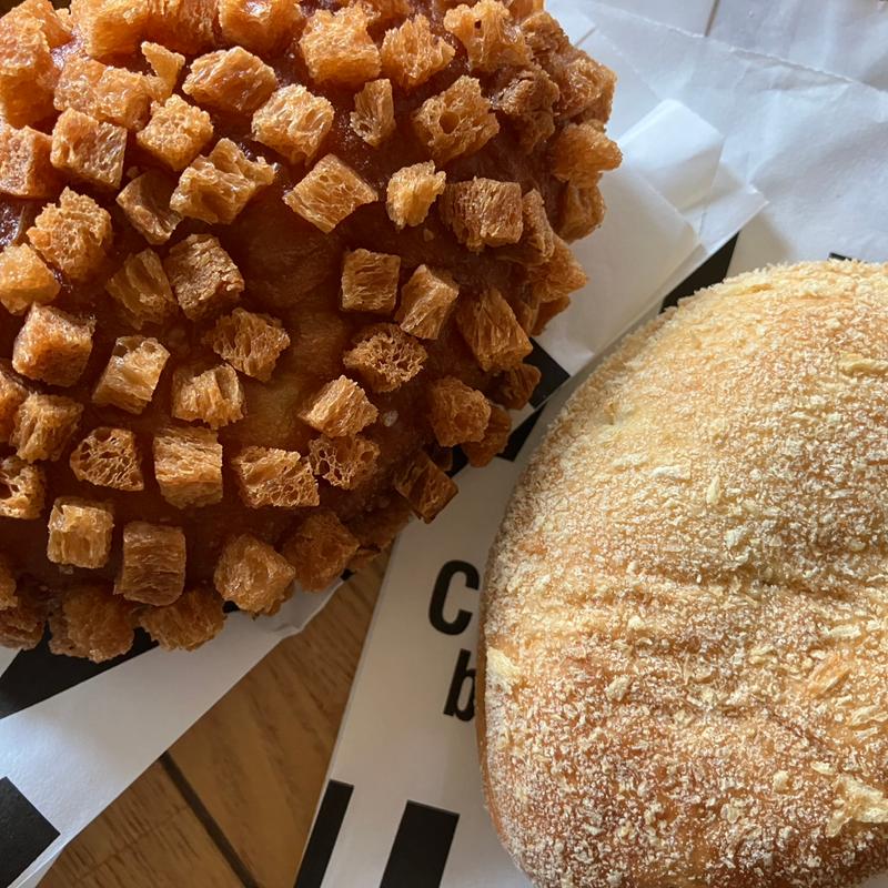 焼きカレーパン(小麦の奴隷 四ツ橋店)