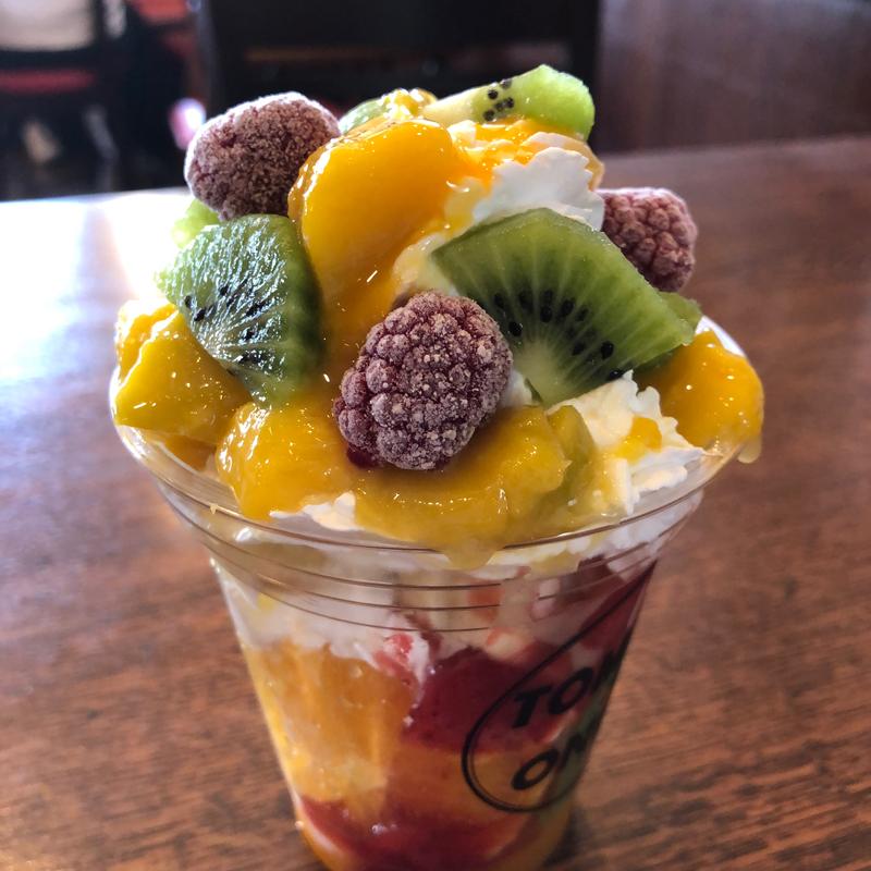 南国果実たっぷりパフェ(トマト＆オニオン 我孫子店)