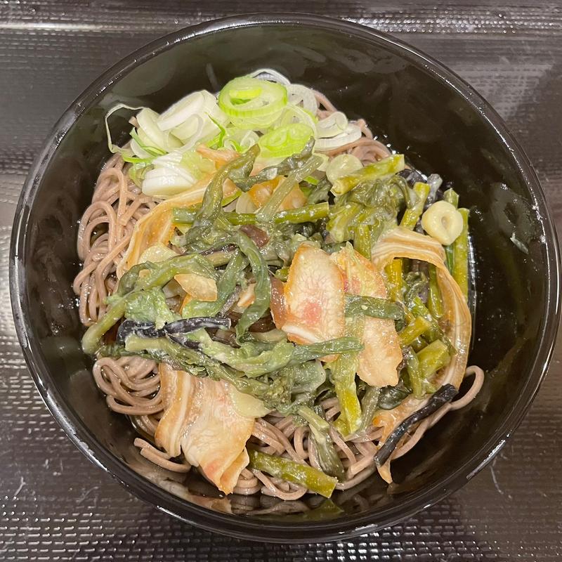 ミミガーと山菜のからし合えそば(よもだそば 名古屋うまいもん通り広小路口店)