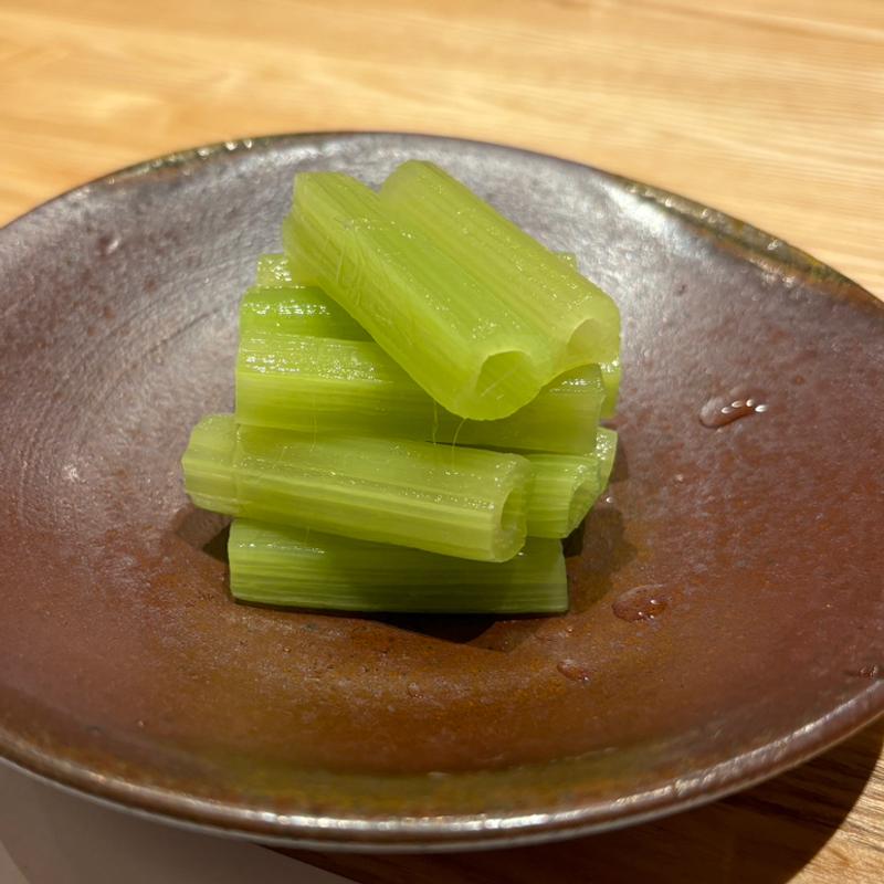 ふきの浅漬け(旬菜旬魚たじま)