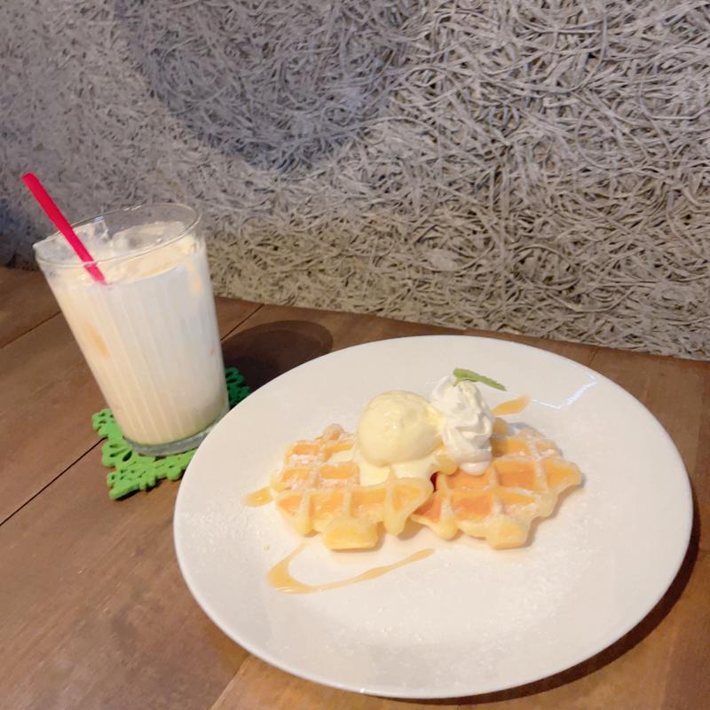 ワッフルプレーン&ミックスジュース(D-soco May's Cafe)