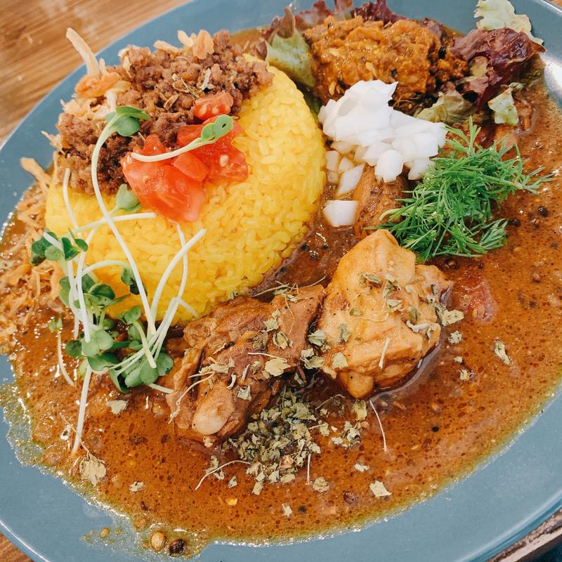 SpiceCurry（3種あいがけ）(Curry CLASICO【カレー クラシコ】)