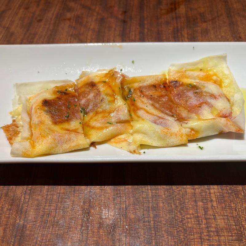 大人のモチとチーズのカリカリ(おかもと)