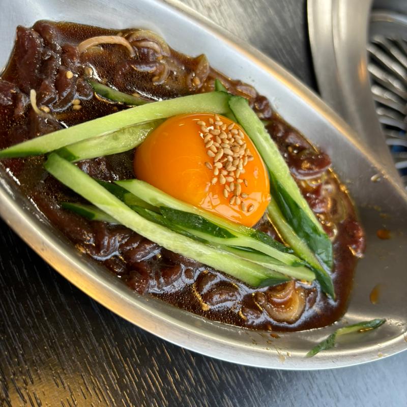 馬刺しユッケ(玄海)