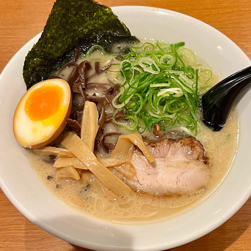 味玉ラーメン(一休 （いっきゅう）)