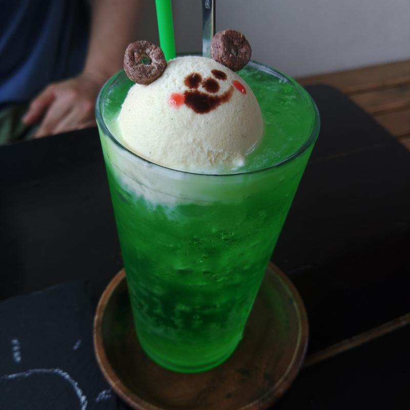 クリームソーダ(自休自足 )