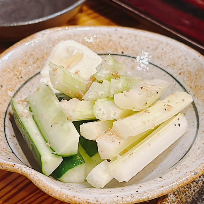 (居腹じらいや)