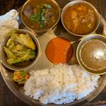 ダルバート W （チキン&カシ）(ネパリコ駒沢店 Nepalico Komazawa SINCE 2014)