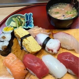 ランチ　握りずし　並(市寿し)