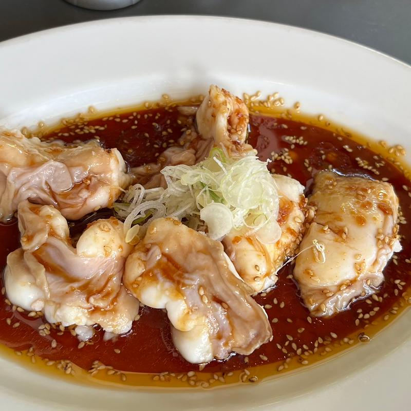 和牛ホルモン(レストラン八億 )