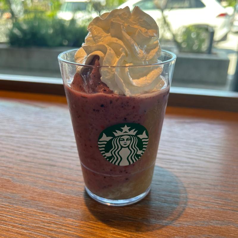 抹茶 イチゴ クリーム フラペチーノ(スターバックスコーヒー 奈良鴻ノ池運動公園店)