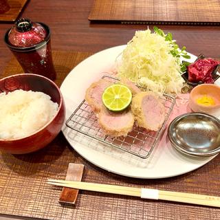 本日のヘレカツ定食(epais （エペ）)