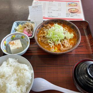 もつ煮定食（おかず大盛）