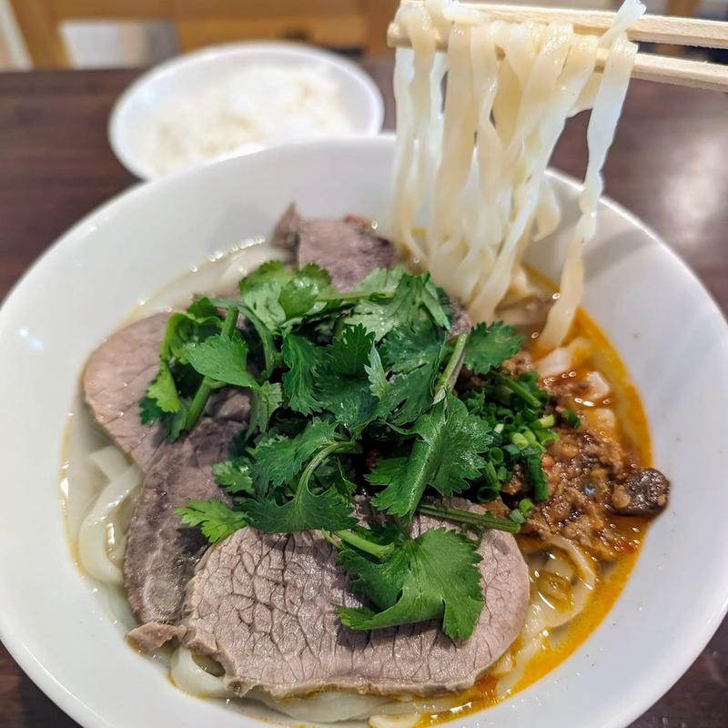 瀋陽辣肉麺(麺屋 楽らく)