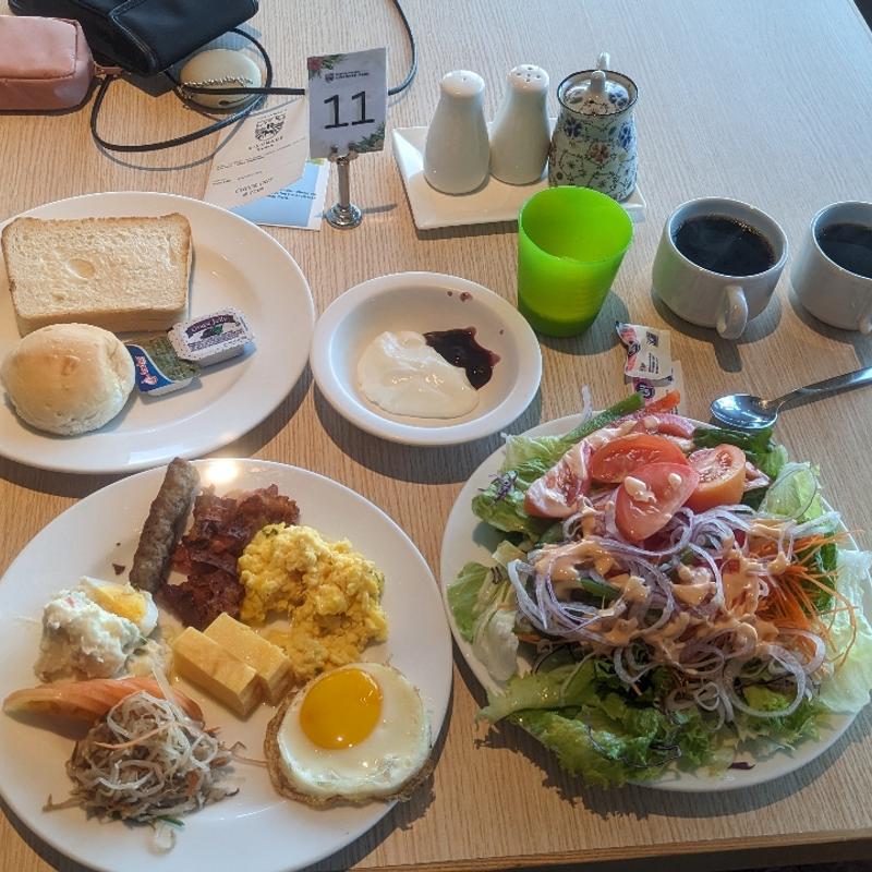 (星野リゾート BEB5沖縄瀬良垣 カフェ)