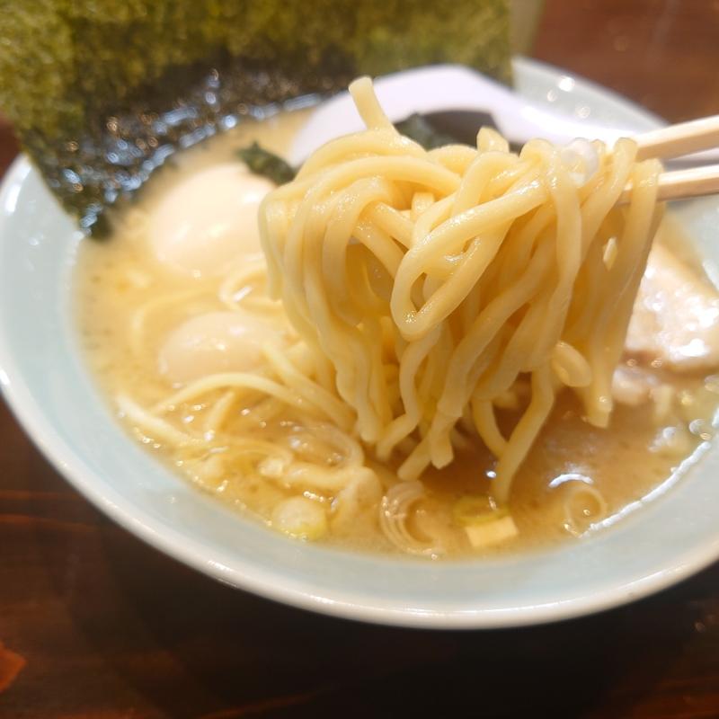 ラーメン(横浜家系ラーメン 鹿嶋 魂心家)