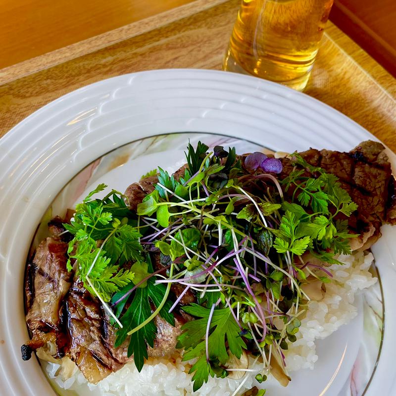 ステーキ丼(プレジデントリゾート　軽井沢 )