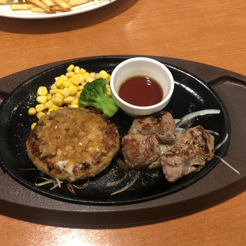 ジャポネギハンバーグ&カットステーキ(ココス 開発店 )