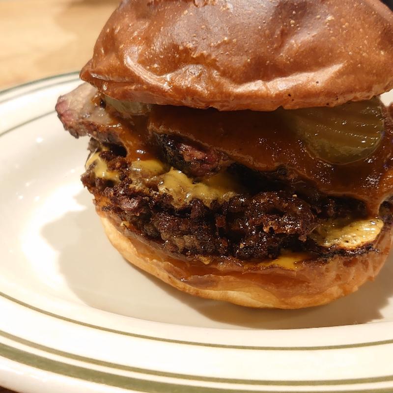 ブリスケットスマッシュバーガー(マンチズ バーガー シャック （MUNCH'S BURGER SHACK）)