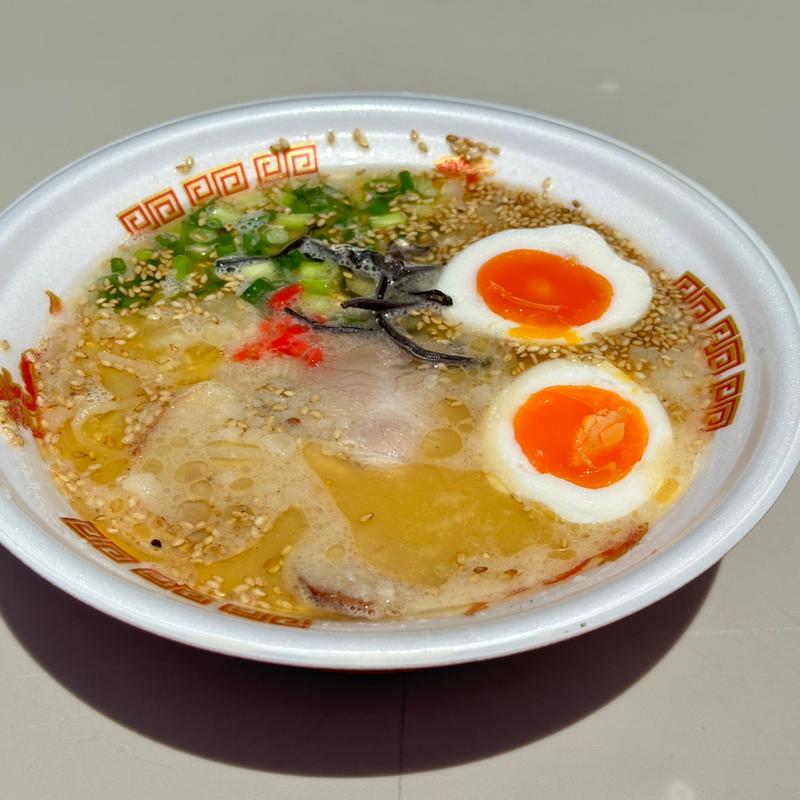 豚濃生姜ラーメン～参豚湯～(新潟ふるさと村 )