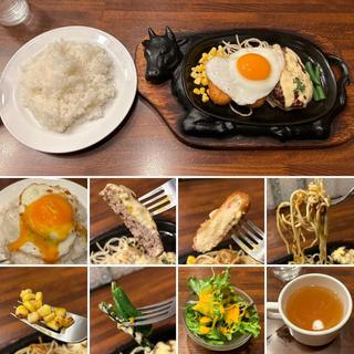 今週の週替わりランチに目玉焼き(ステーキのくいしんぼ 高円寺北口店 )