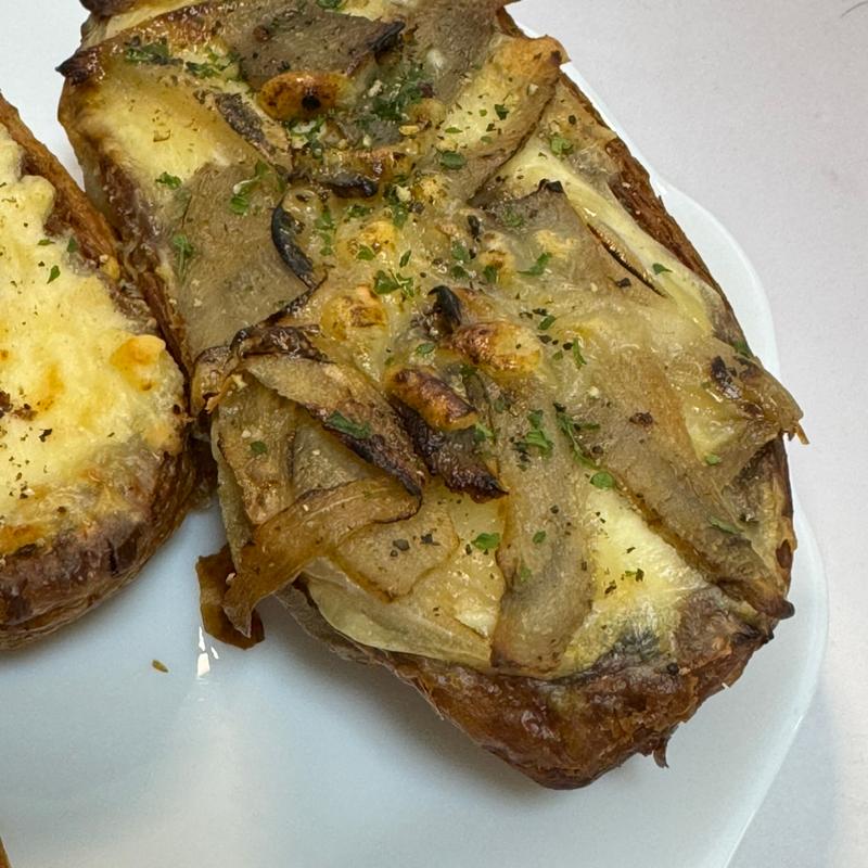 ゴボウと玉葱のデニッシュ(Laekker(レカー)デニッシュ専門店)