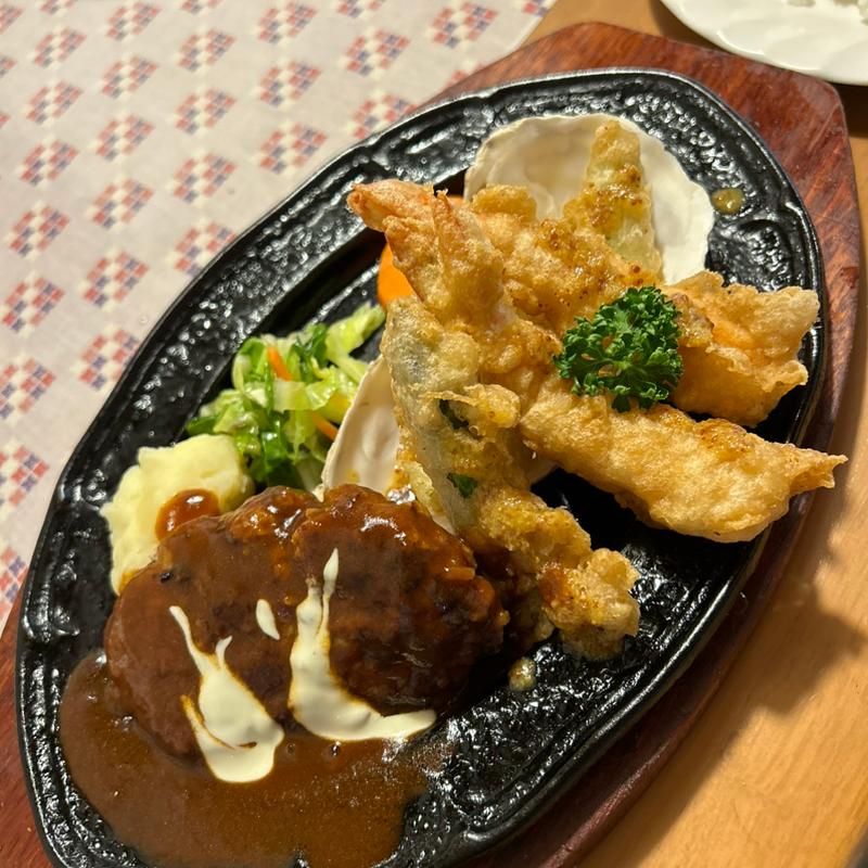 ハンバーグ&エビとアスパラフリッターセット(開拓家 )