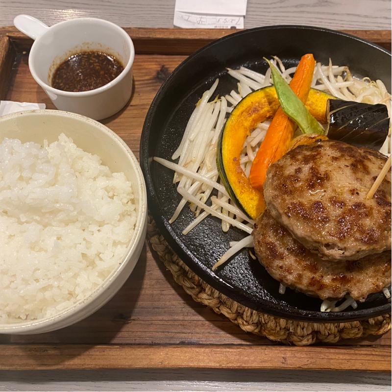 (ばーぐ屋ぶりこ)