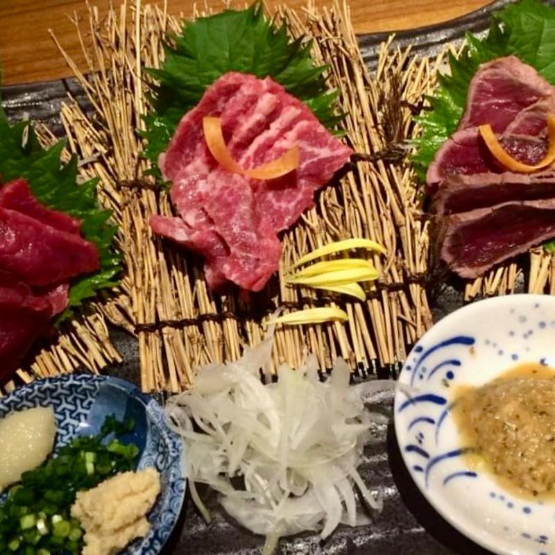 肉のたたき(ニュー大衆酒場 火一刀)