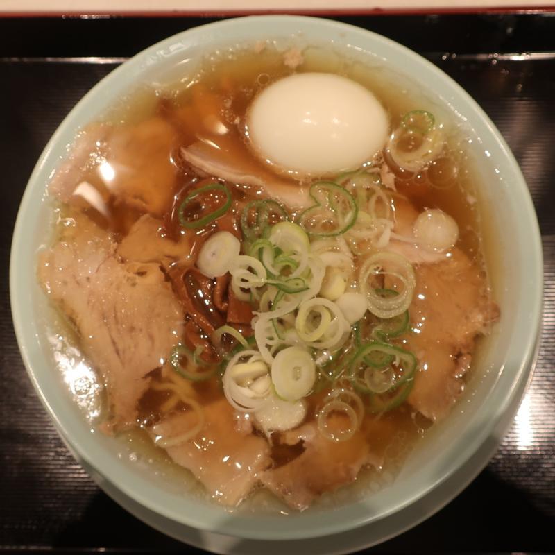 茹で卵中華そば(ニューともちんラーメン 川崎駅前店)