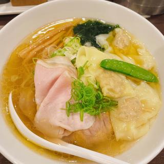 白醤油らーめん(らぁ麺茶屋 麺蔵)