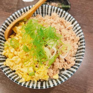 鶏そぼろ丼(らぁ麺茶屋 麺蔵)