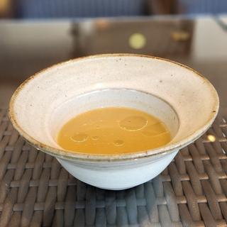 白菜のスープ 生姜の香り付け(L’ISOLETTA -OSTERIA CON CUCiNA YUKI-［リゾレッタ］)