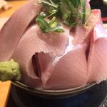 ブリ丼(魚のてっぺん )