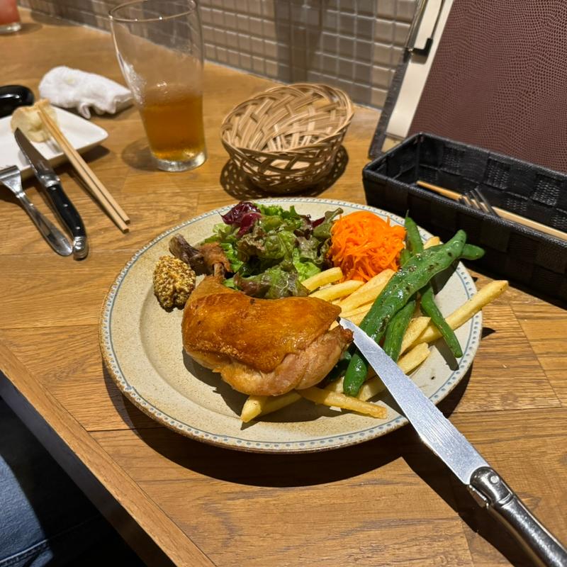 鳥のコンフィ(Bistrot Habiller ビストロアビエ)