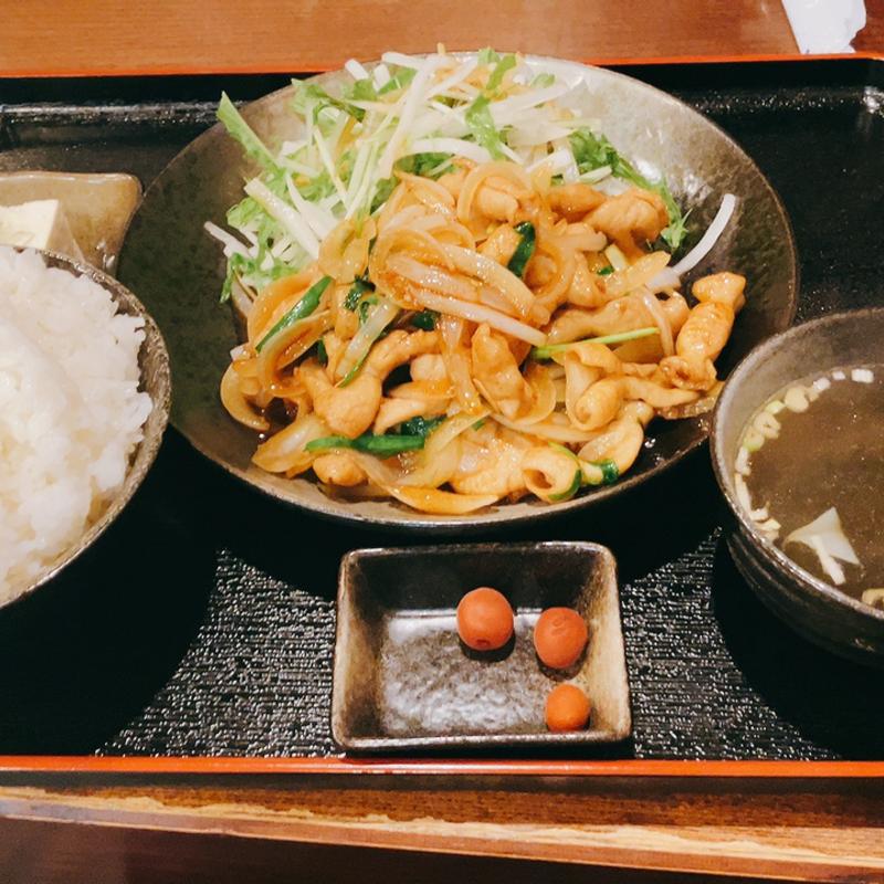 焼きもつ定食(大衆居食 信貴)