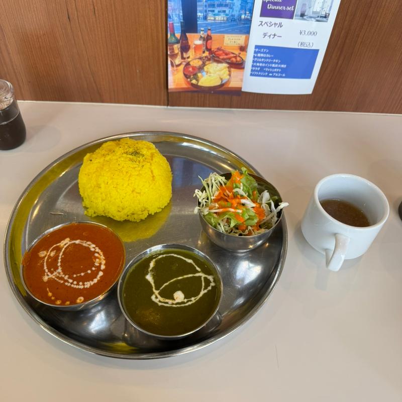 Aターリーセット　バターチキンカレー・ほうれん草とじゃがいものカレー(スパイスモンスター 西11丁目店)