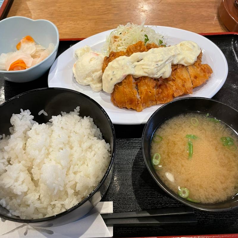 日替わり定食(ビジネスホテルニュー大浜)