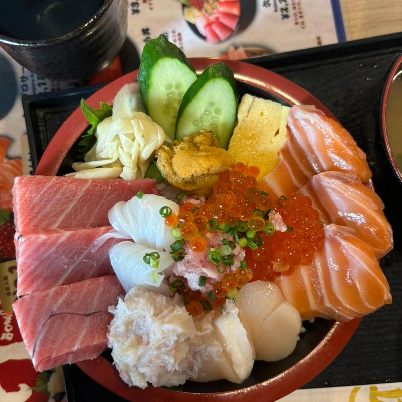 特選さっぽろ朝市丼（並(札幌海鮮処 丼兵衛)