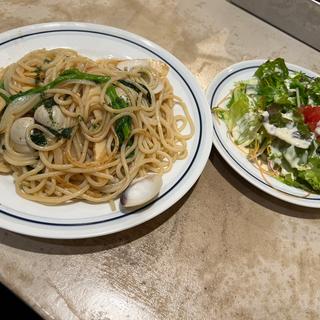 ハマグリと竹の子のボンゴレビアンコ大葉ソース サラダセット(関谷スパゲティ EXPRESS)