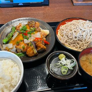 からあげ黒酢餡定食ミニそば定食(鶏彩 北上尾店)