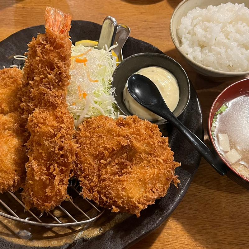 ミックスフライ定食(味楽亭 （みらくてい）)