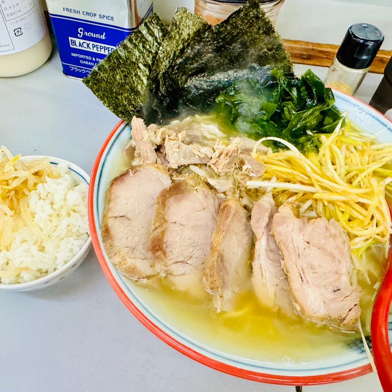 ネギチャーシュー＋もやし＋半ライス(ラーメンショップ 122号騎西店)