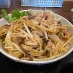 焼肉定食(源七 くろとり食堂)