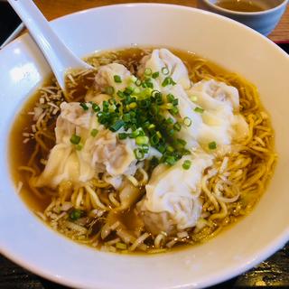 ワンタンしょうゆラーメン(家常菜 博朱)