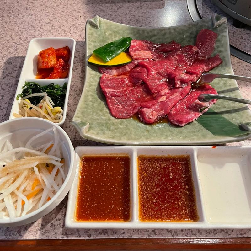 (焼肉あいうえお)