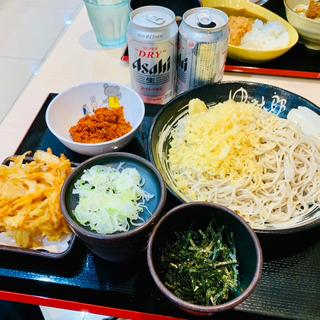 ざるそば＋かき揚げ＋ビール(ゆで太郎･もつ次郎 羽生店)